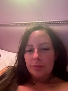 nightingale27 online show from 09.17.25