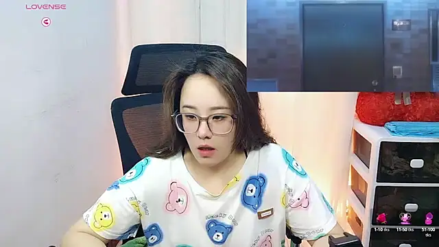 YY-Felicia online show from 09.18.25