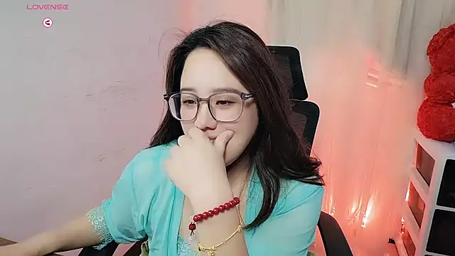 YY-Felicia online show from 09.25.25