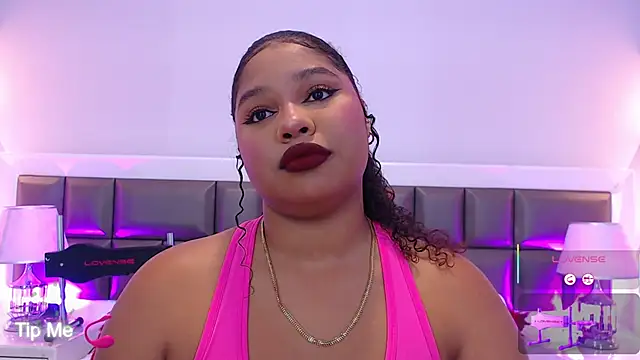 LennaEvans online show from 10.28.25