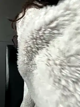 Snapshot of Sophsaysxox chatting on 10.15.25 Sophsaysxox online show from 10.15.25