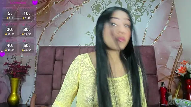 luna maisonn online show from 01.17.26