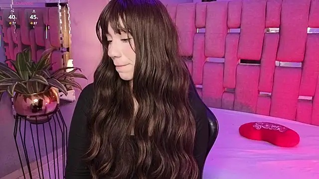 ZharaLux online show from 01.17.26