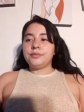 Snapshot of Yuli-27 chatting on 10.11.25 Yuli-27 online show from 10.11.25