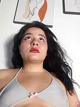 Snapshot of Yuli-27 chatting on 11.03.25 Yuli-27 online show from 11.03.25