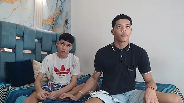 PRETTY FEM online show from 04.02.26