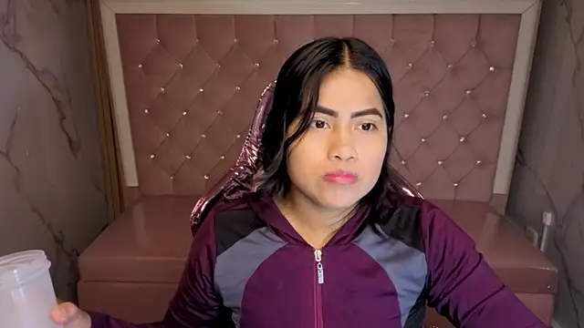 Victoria b  online show from 11.11.25