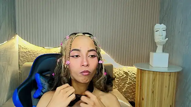 Agnis ink r online show from 10.16.25