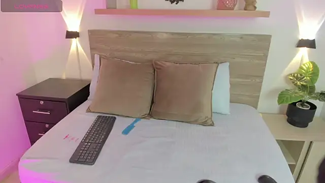 Snapshot of atenea_blaack chatting on 11.09.25 atenea blaack online show from 11.09.25