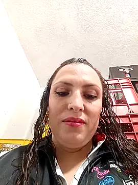 Snapshot of VERONICA__03 chatting on 09.15.25 VERONICA 03 online show from 09.15.25