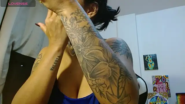 Divinejewel444 online show from 10.08.25