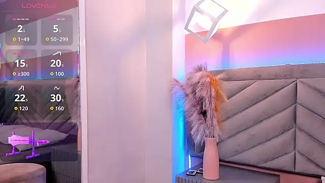 Snapshot of molly_zanderbond_ chatting on 09.30.25 molly zanderbond online show from 09.30.25