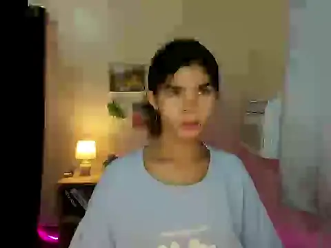 Snapshot of dianne_swift chatting on 10.24.25 dianne swift online show from 10.24.25