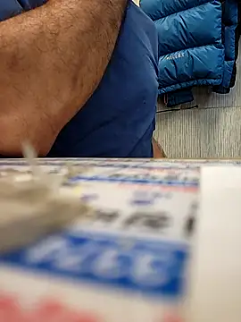 Snapshot of anggllaaa chatting on 10.17.25 anggllaaa online show from 10.17.25