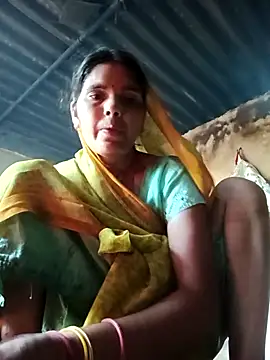 Snapshot of Sexy_queeny chatting on 09.24.25 Sexy queeny online show from 09.24.25