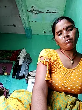 Snapshot of Sexy_queeny chatting on 09.27.25 Sexy queeny online show from 09.27.25