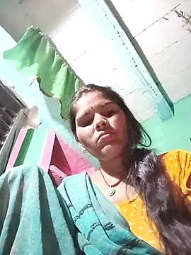 Snapshot of Sexy_queeny chatting on 10.11.25 Sexy queeny online show from 10.11.25