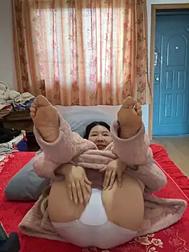 xiiuuff18 online show from 03.10.26