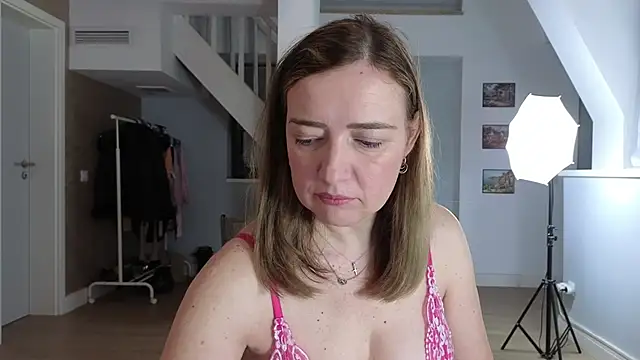 Blue Angel Sweet online show from 12.18.25