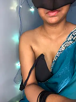 Hott Nikita online show from 09.13.25