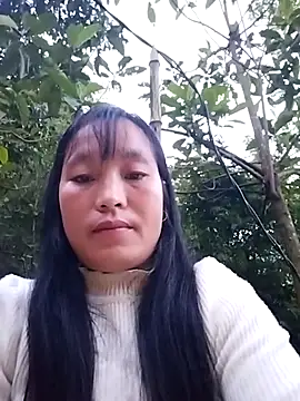 miss-su online show from 10.04.25