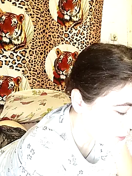 ToryTayler online show from 10.25.25