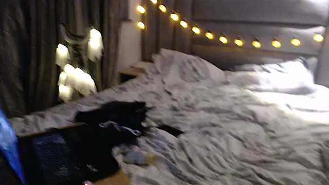 Liltightbabe online show from 10.31.25