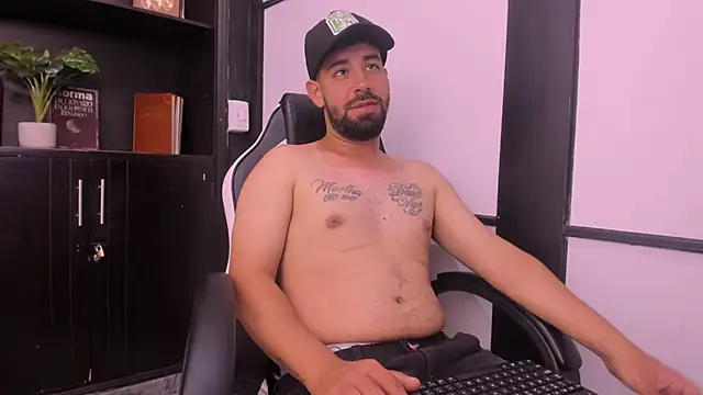 JhoanMontes online show from 11.11.25