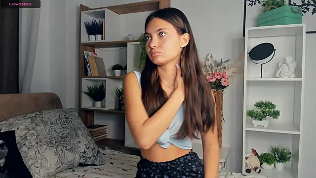 Snapshot of FunnyyMonkeyy chatting on 10.09.25 FunnyyMonkeyy online show from 10.09.25