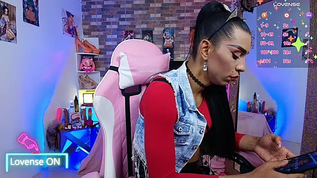 Starhott  online show from 09.23.25