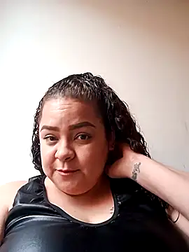 Snapshot of Miss_Adriana01 chatting on 10.27.25 Miss Adriana01 online show from 10.27.25