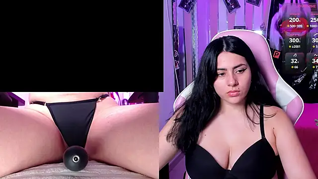 Snapshot of NatyKiss_ chatting on 10.23.25 NatyKiss online show from 10.23.25