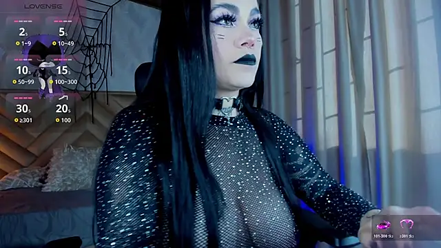  raven black online show from 10.22.25