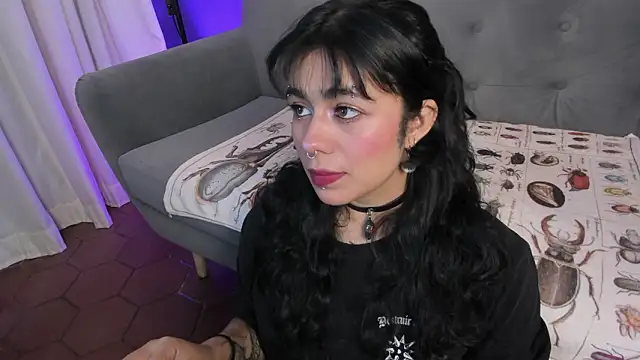 flower smith  online show from 03.04.26