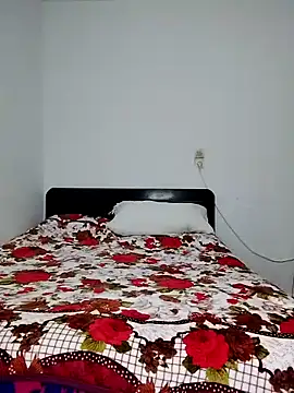 Snapshot of Banouti_23 chatting on 10.11.25 Banouti 23 online show from 10.11.25