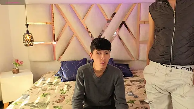 hoot boyss online show from 09.11.25
