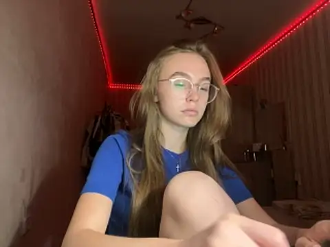 bellameow88 online show from 10.14.25