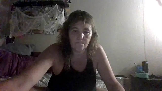Snapshot of Bored_Grandma chatting on 09.16.25 Bored Grandma online show from 09.16.25