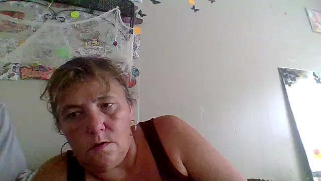 Snapshot of Bored_Grandma chatting on 09.19.25 Bored Grandma online show from 09.19.25