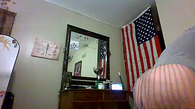 Snapshot of Bored_Grandma chatting on 10.02.25 Bored Grandma online show from 10.02.25