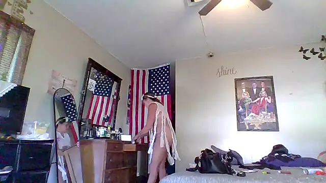 Snapshot of Bored_Grandma chatting on 10.03.25 Bored Grandma online show from 10.03.25