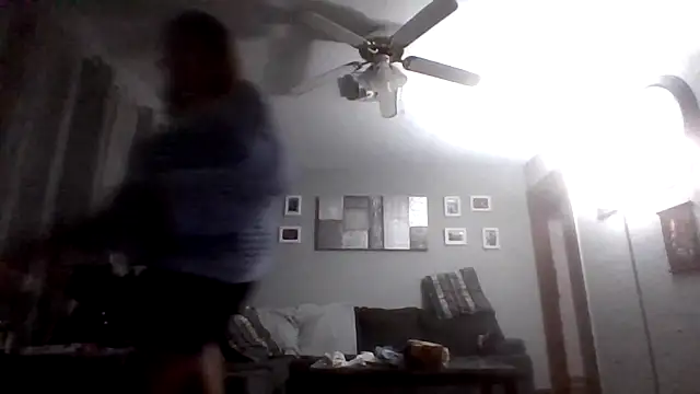 Snapshot of Bored_Grandma chatting on 10.04.25 Bored Grandma online show from 10.04.25