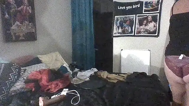 Snapshot of Bored_Grandma chatting on 10.23.25 Bored Grandma online show from 10.23.25