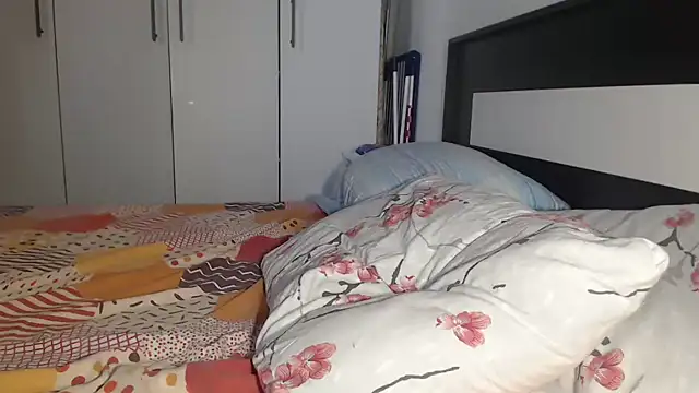 petite danielle online show from 06.14.26