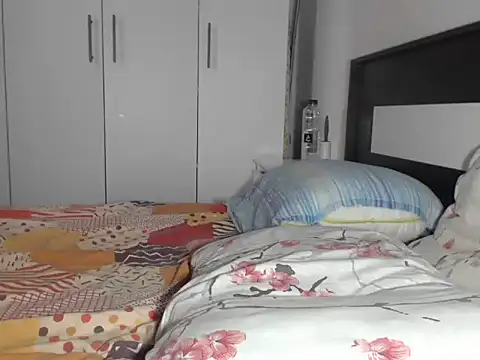 petite danielle online show from 06.23.26