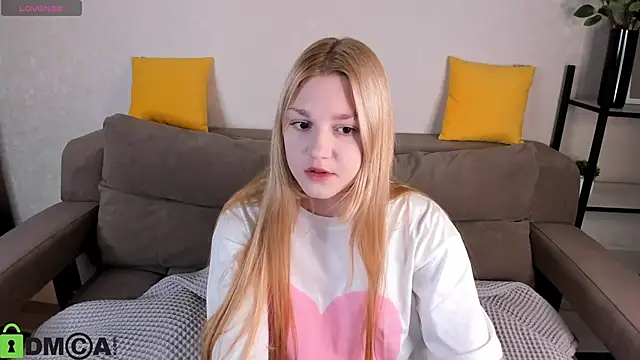 Sylvia Ortiz online show from 10.10.25