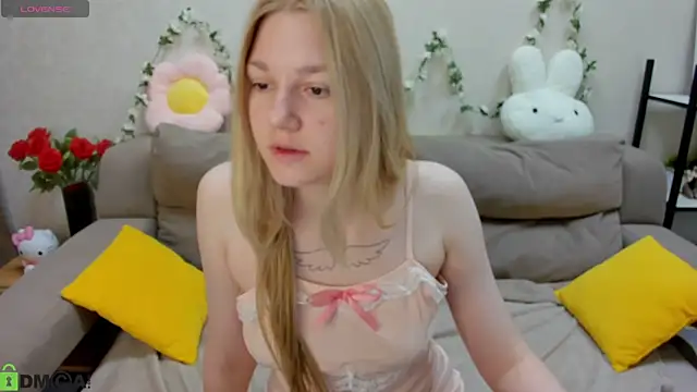 Sylvia Ortiz online show from 03.18.26