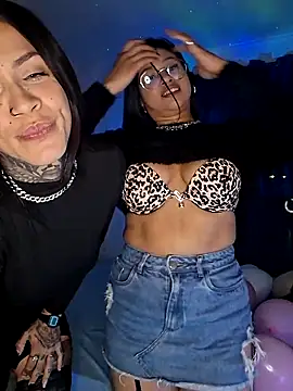 Tigresa23 online show from 04.26.26