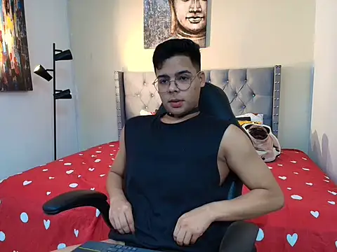 Snapshot of stewart_mateo_ chatting on 11.05.25 stewart mateo online show from 11.05.25