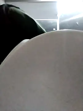 Snapshot of gopra6 chatting on 10.19.25 gopra6 online show from 10.19.25